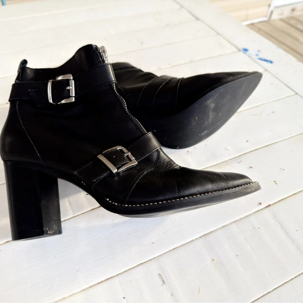 Steve Madden Women's Halle Moto Buckle Leather Booties  Sz‎ 9.5